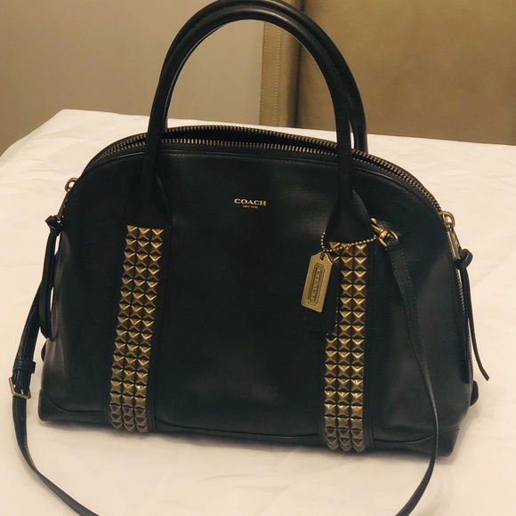 Coach Handbags - NWOT Authentic Coach Handbag